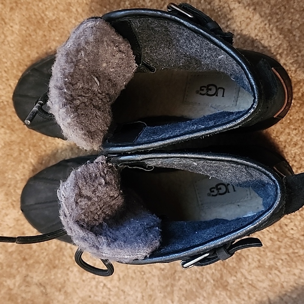 UGG Cecile Waterproof Boots - Picture 10 of 12